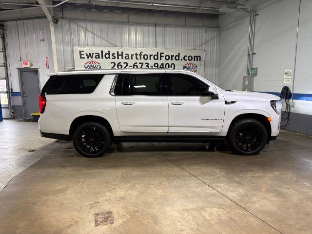 Used 2023 GMC Yukon XL Denali w/ Denali Reserve Package image 11