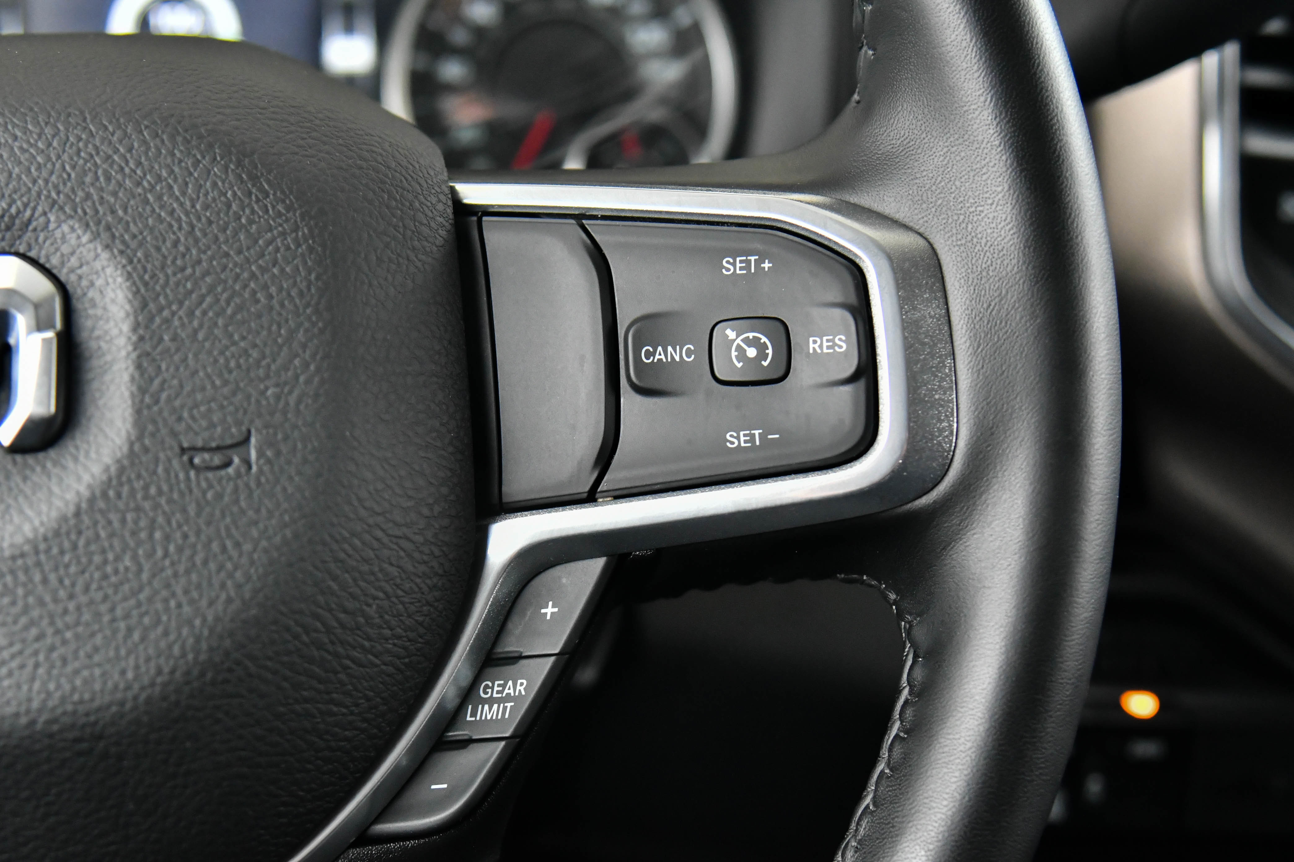 Used 2024 RAM 2500 Laramie image 34