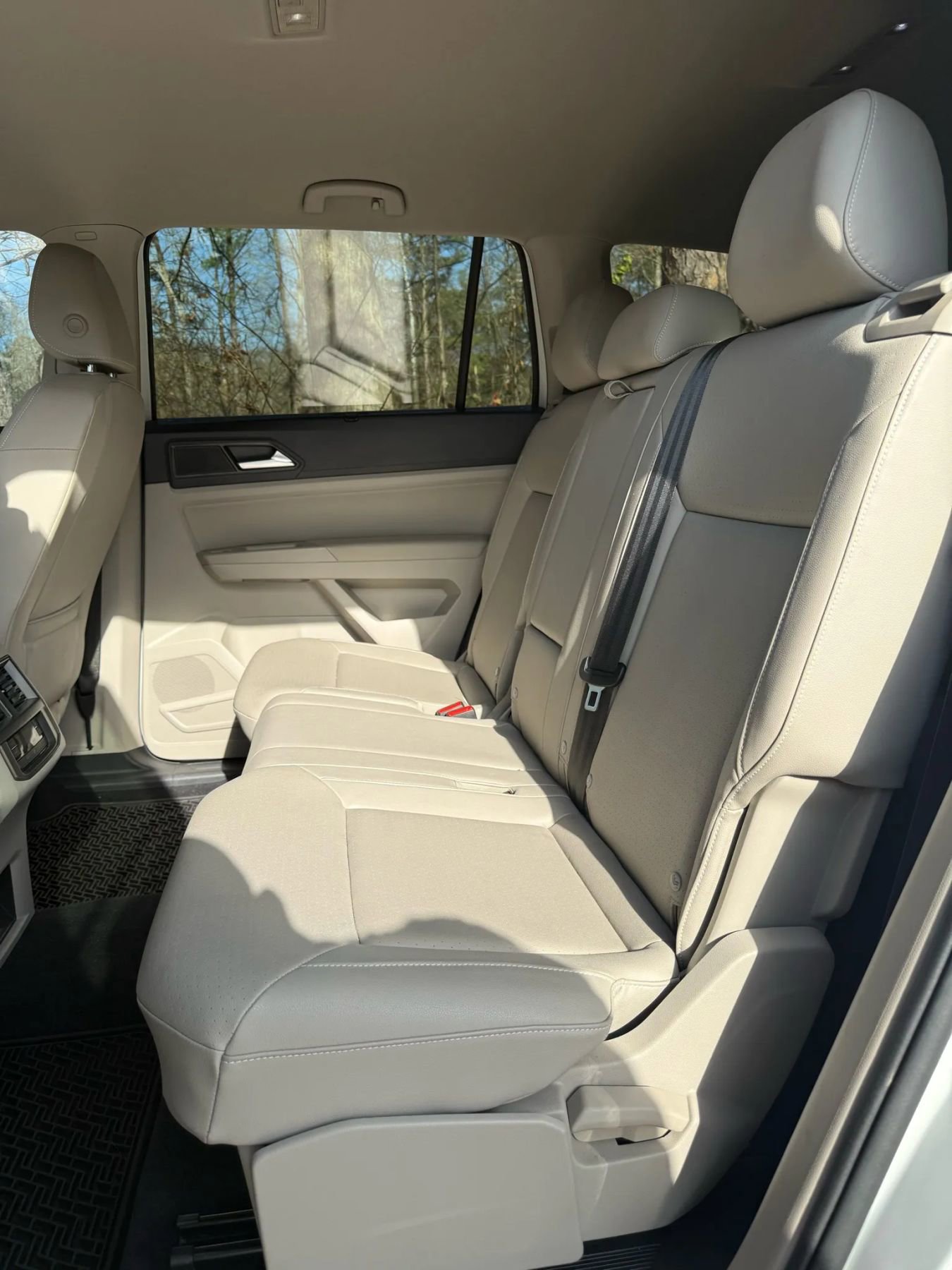 Used 2021 Volkswagen Atlas SE image 6