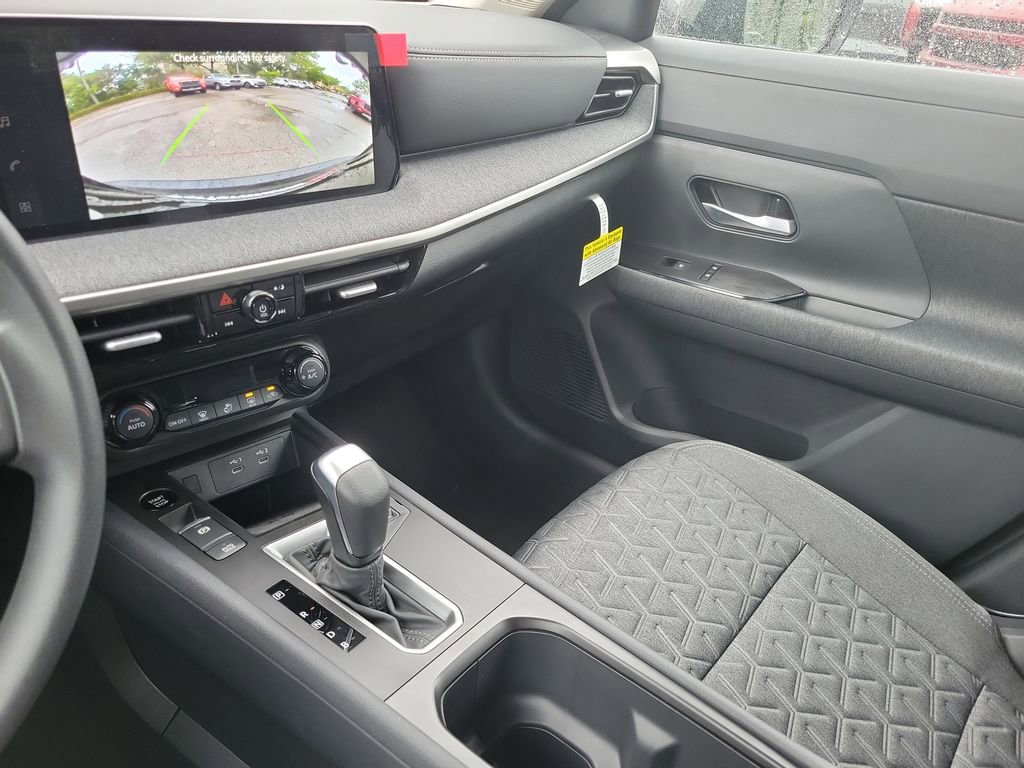 New 2026 Nissan Kicks SV image 30