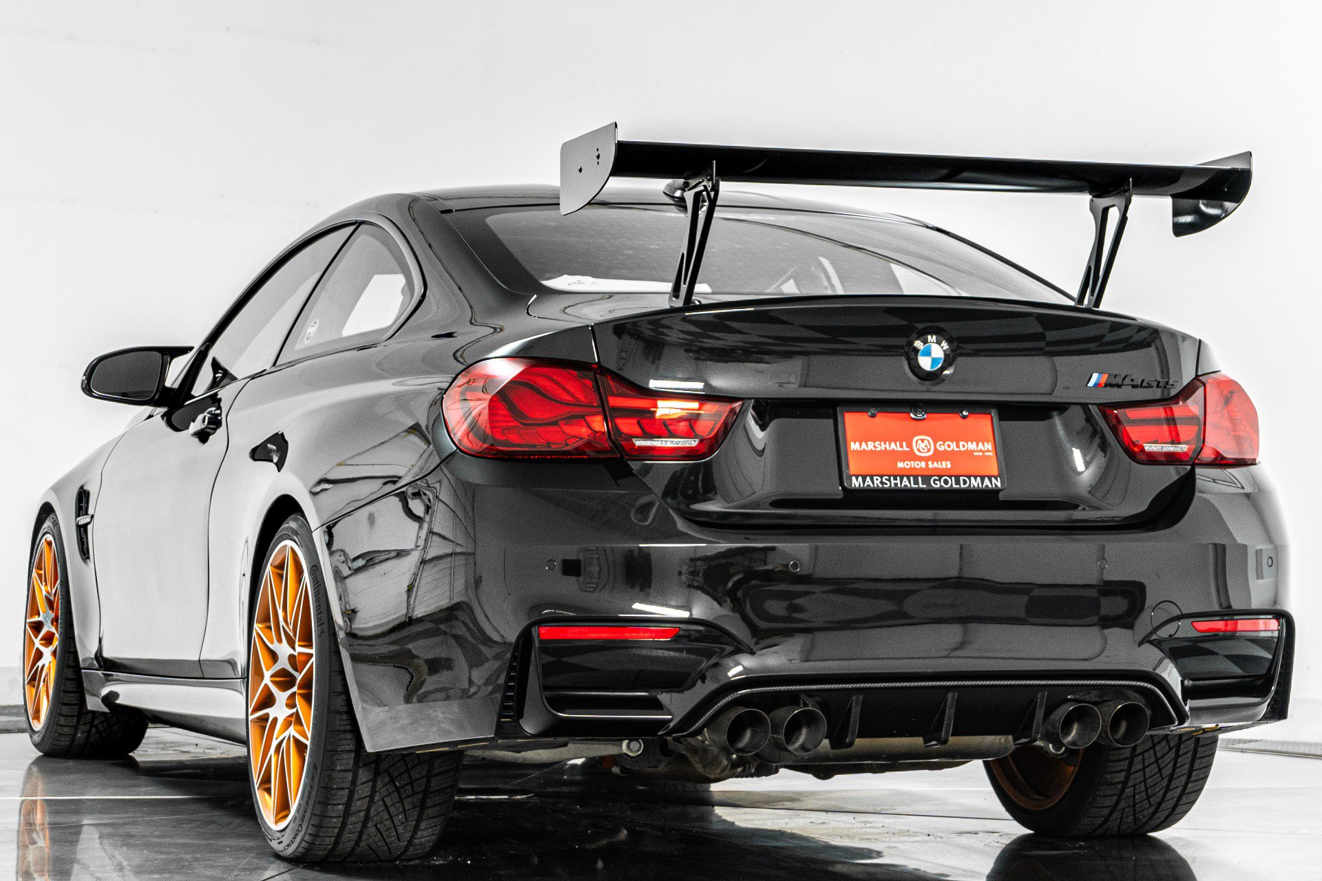 Used 2016 BMW M4 GTS RWD image 7