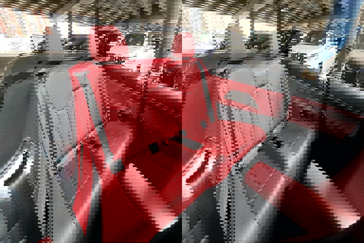 Used 2023 BMW 430i xDrive Convertible w/ Parking Assistance Package image 19