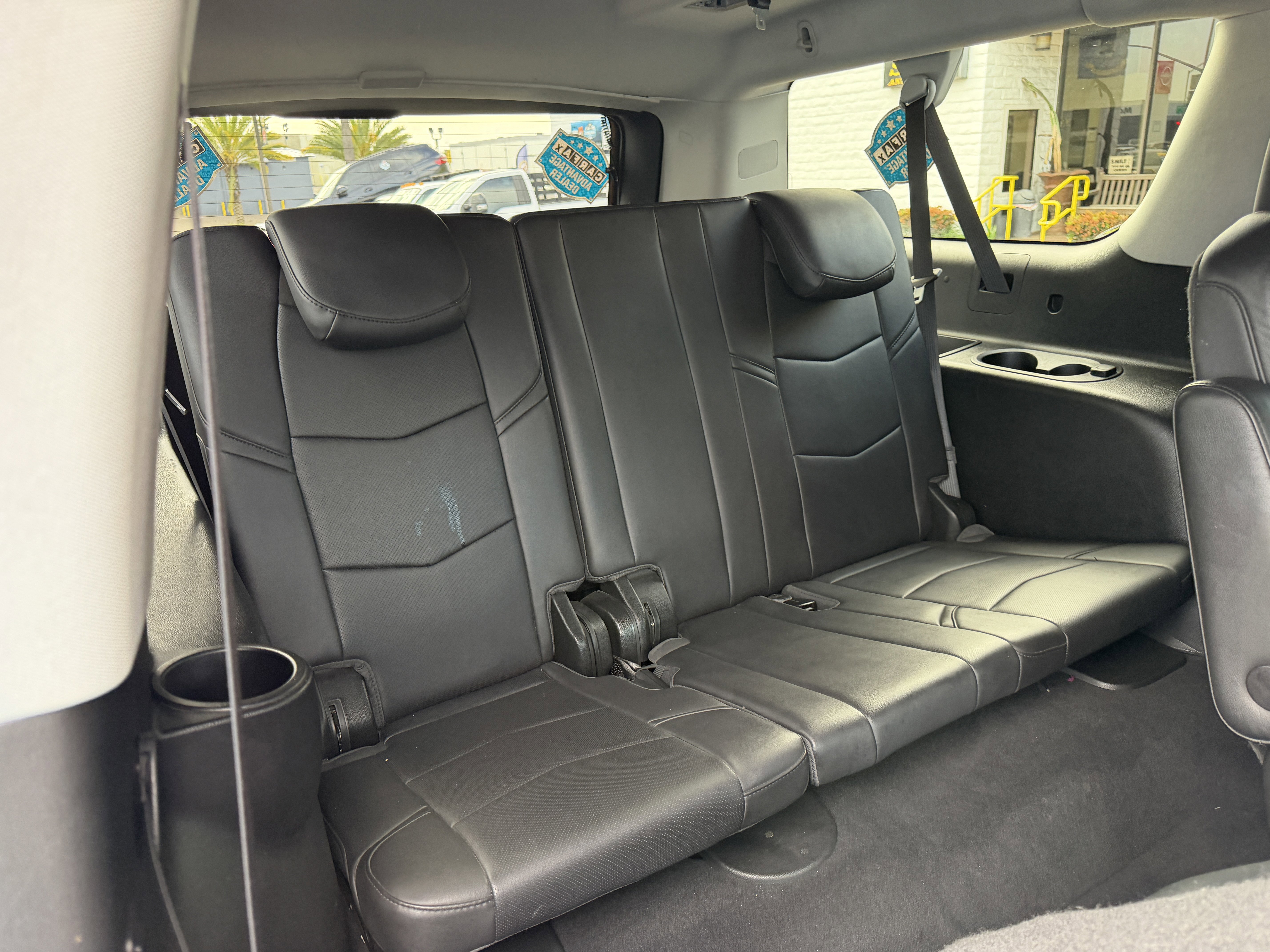 Used 2019 Cadillac Escalade ESV Luxury RWD image 14