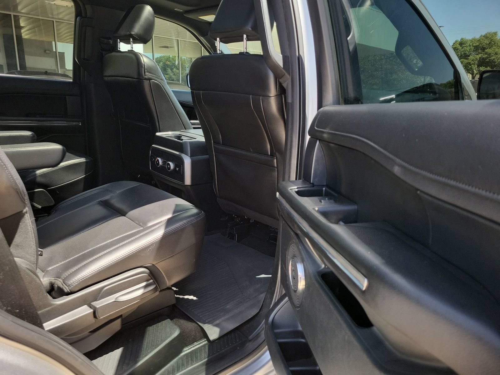 Used 2021 Ford Expedition XLT RWD image 27