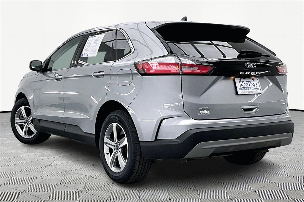 Used 2022 Ford Edge SEL w/ Convenience Package image 13