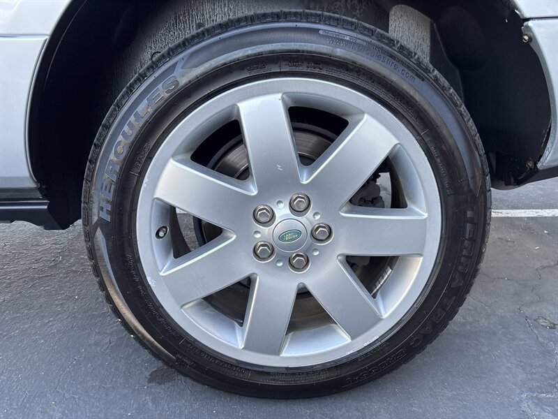 Used 2006 Land Rover Range Rover HSE AWD/4WD image 18