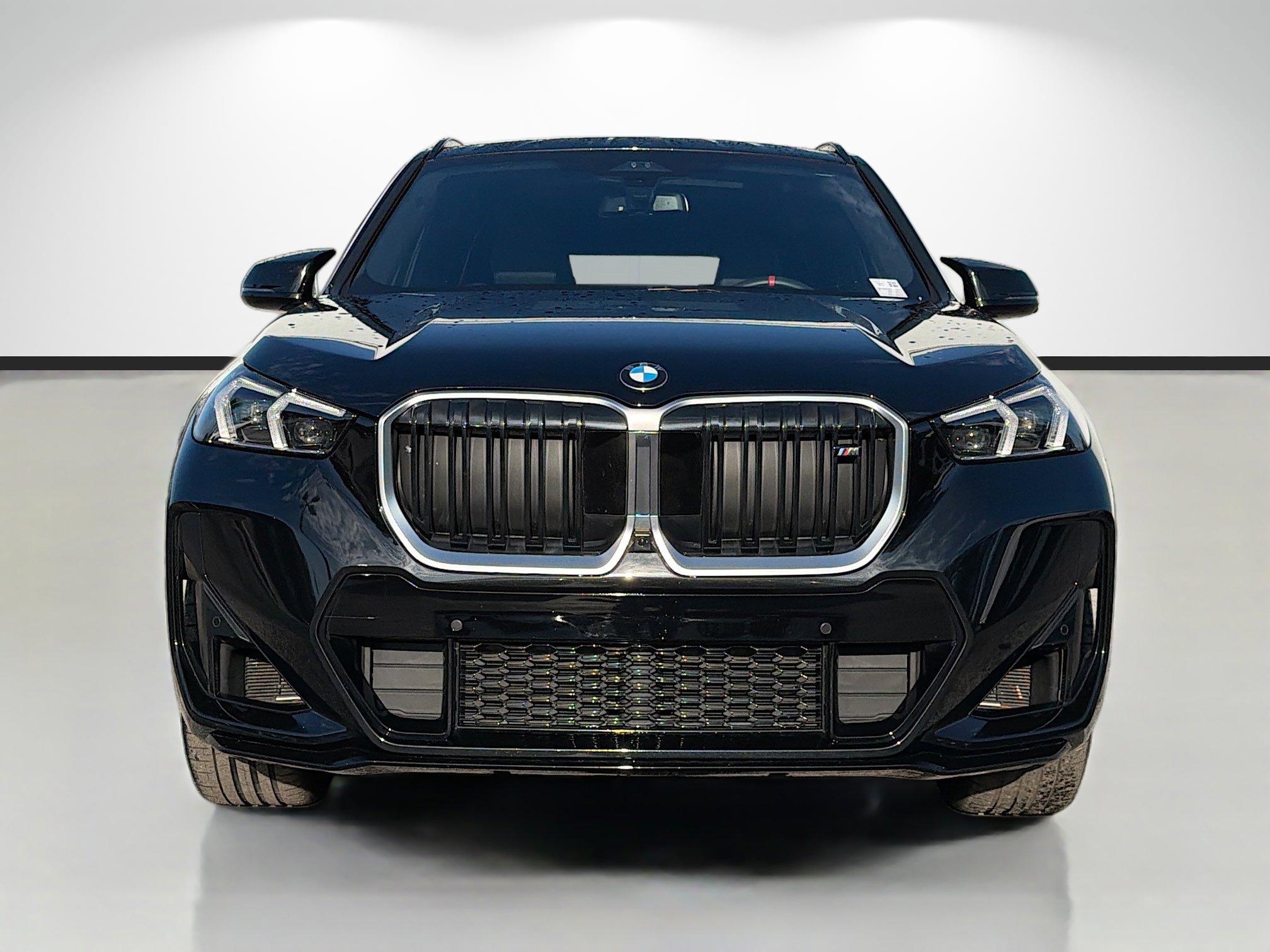 Used 2025 BMW X1 M35i w/ Premium Package AWD/4WD image 8