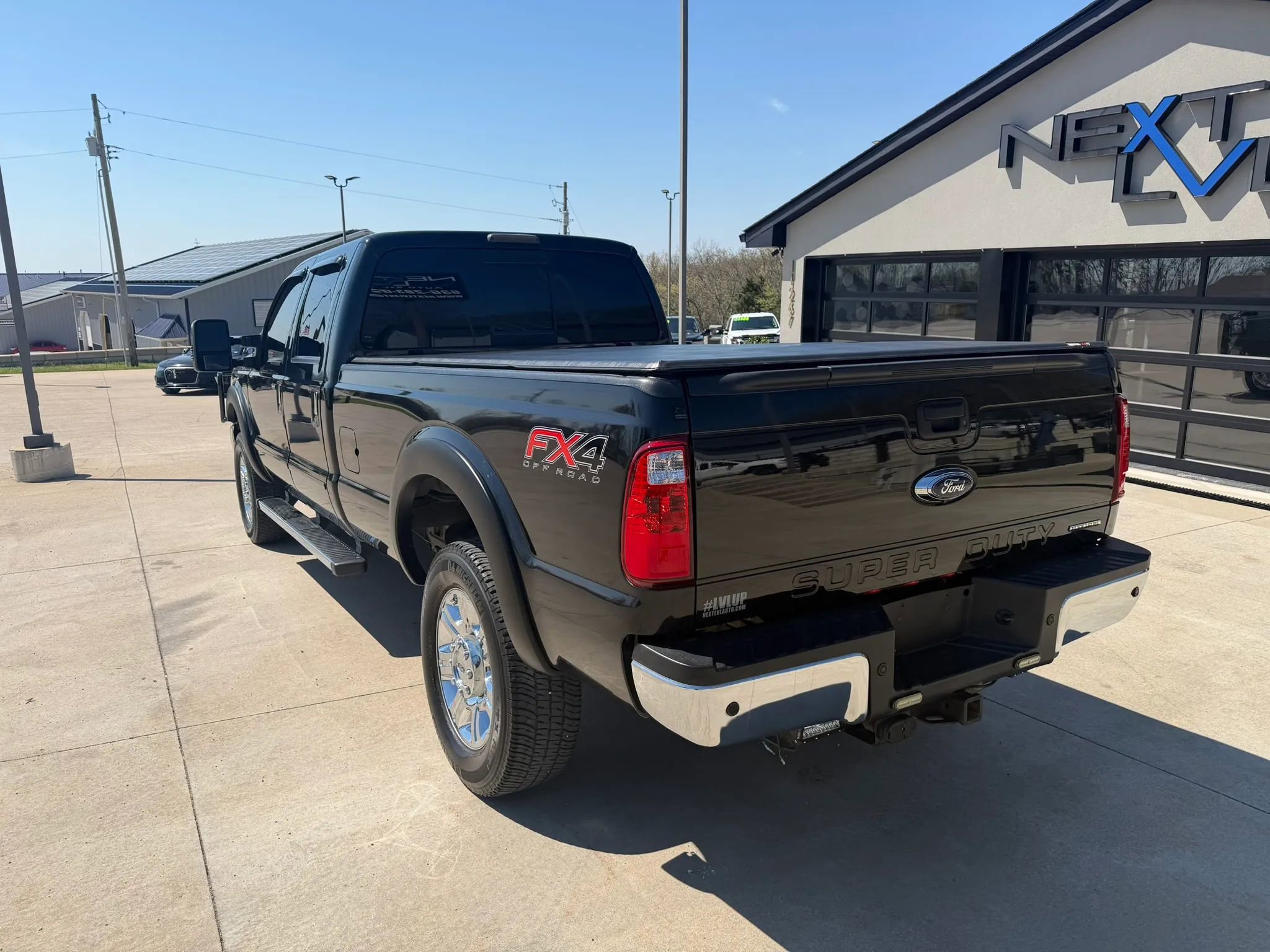 Used 2015 Ford F350 Lariat w/ Lariat Ultimate Package AWD/4WD image 7