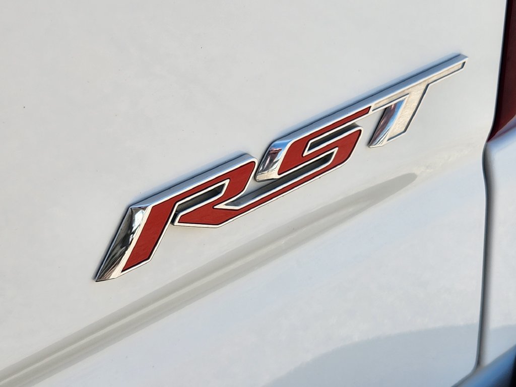 Used 2021 Chevrolet Silverado 1500 RST AWD/4WD image 12