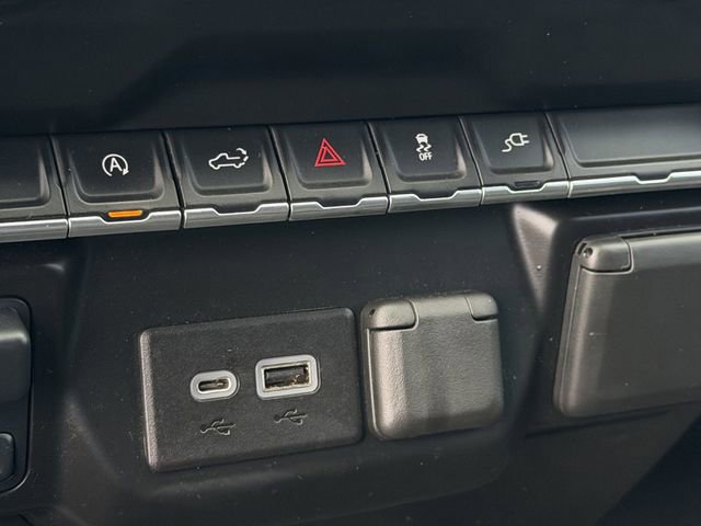 Used 2021 Chevrolet Silverado 1500 Custom image 17