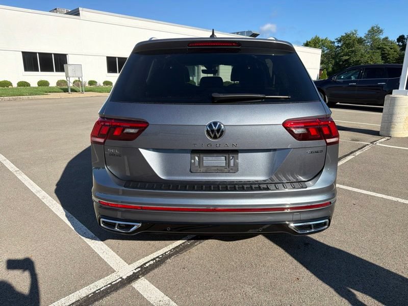 Used 2023 Volkswagen Tiguan SEL R-Line AWD/4WD image 4