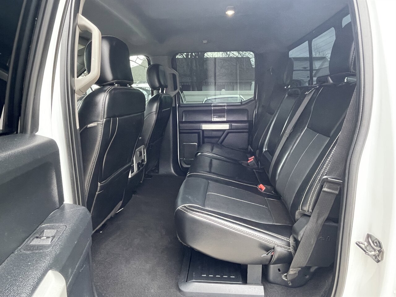 Used 2020 Ford F250 Lariat w/ Lariat Value Package image 32