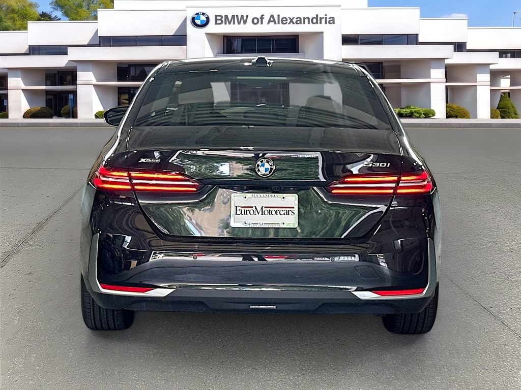 New 2027 BMW 530i xDrive w/ Premium Package AWD/4WD image 6