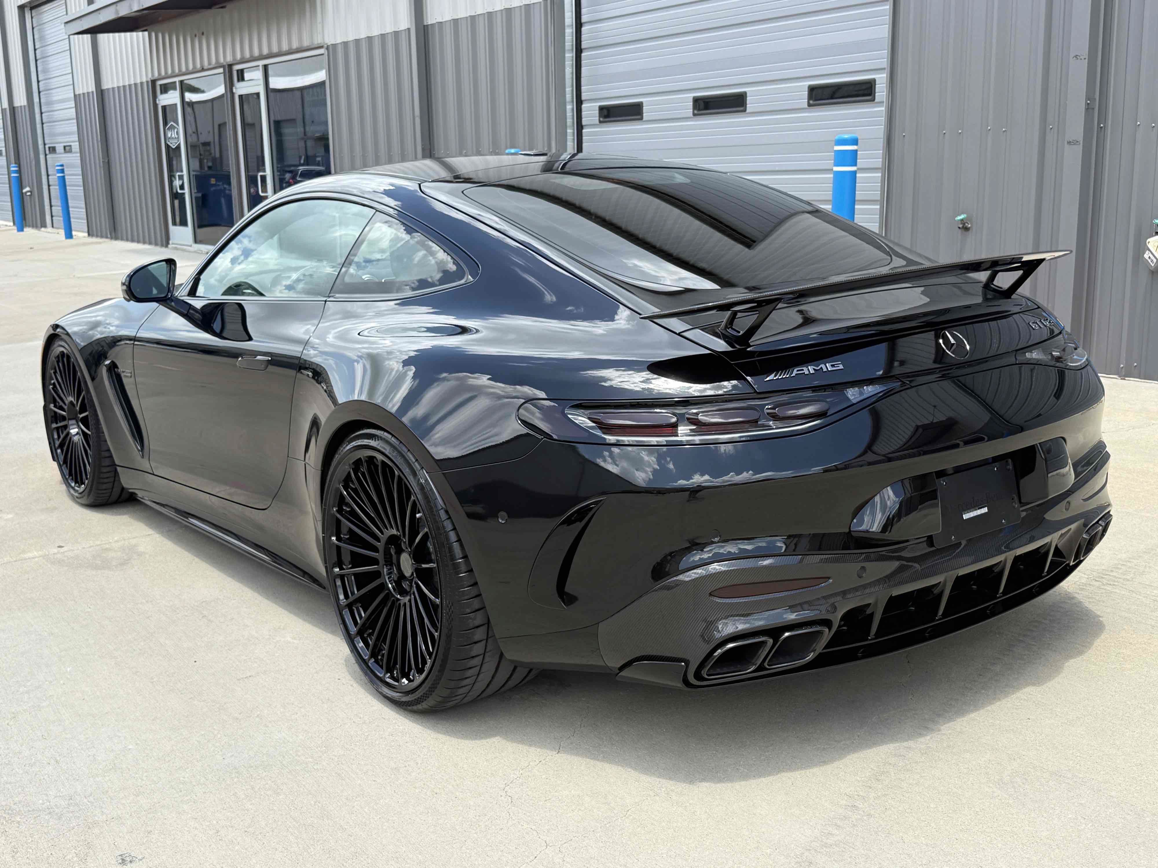 Used 2025 Mercedes-Benz AMG GT 63 image 9