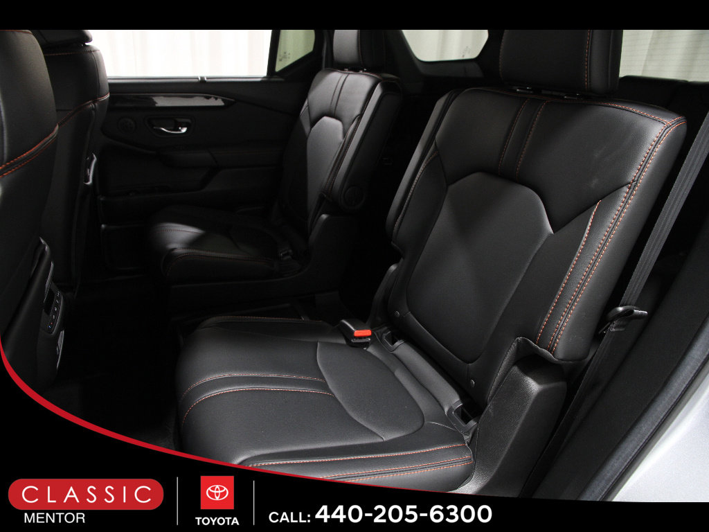 Used 2025 Honda Pilot TrailSport image 18