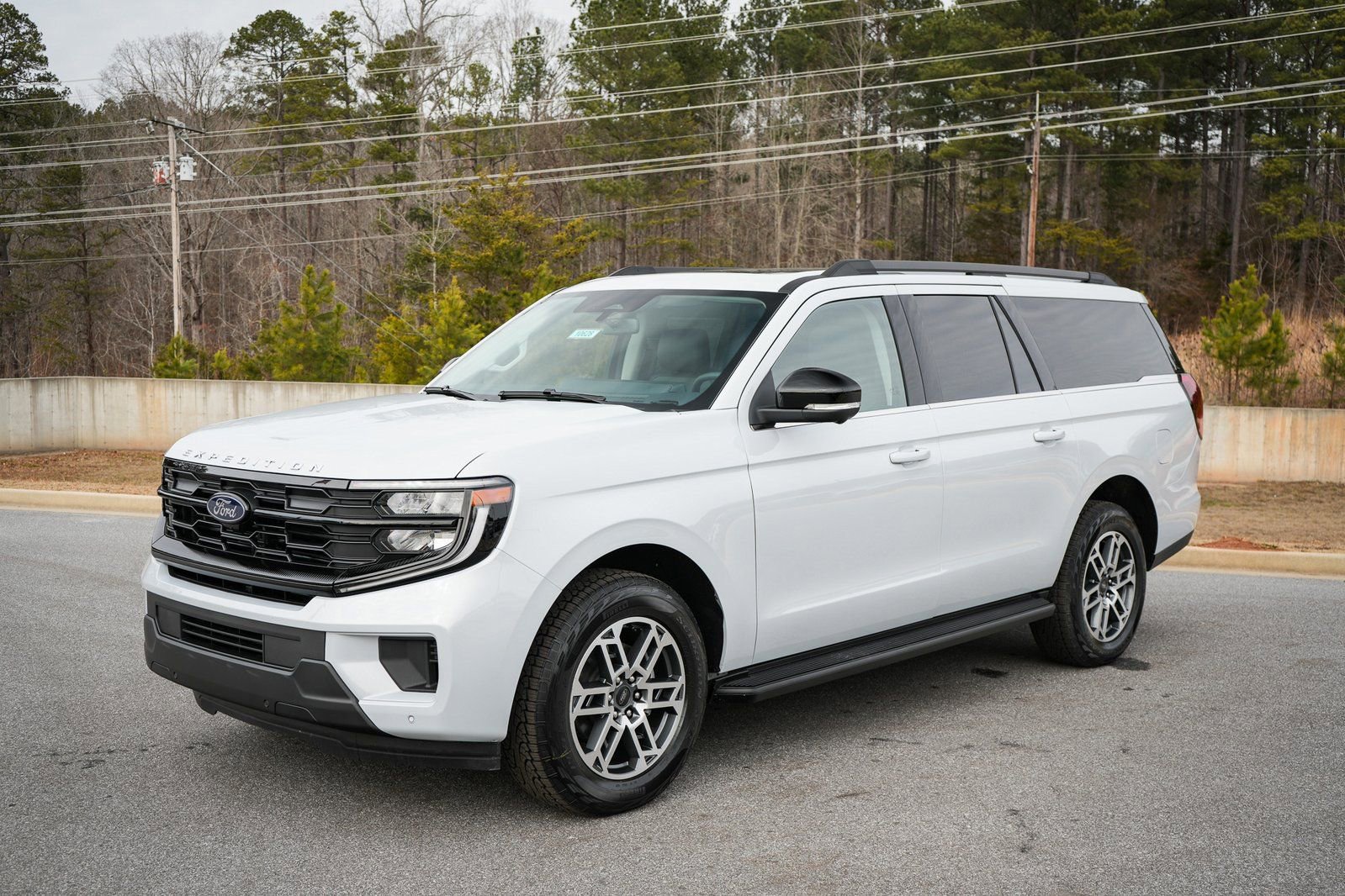 New 2026 Ford Expedition Max Active AWD/4WD image 3