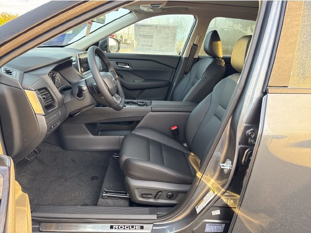 New 2026 Nissan Rogue Dark Armor AWD/4WD image 14