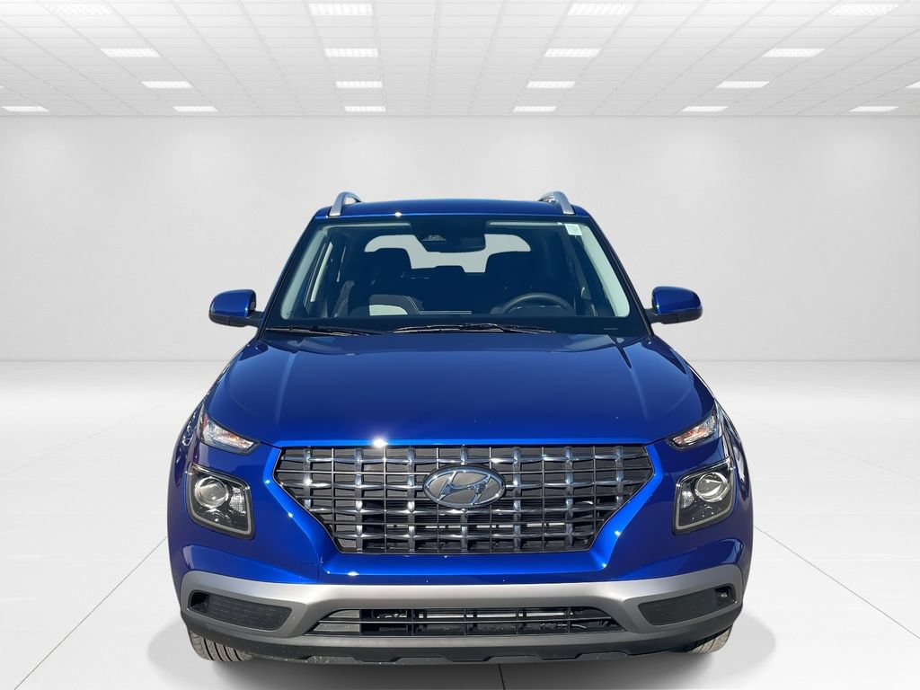 New 2026 Hyundai Venue SEL FWD image 2