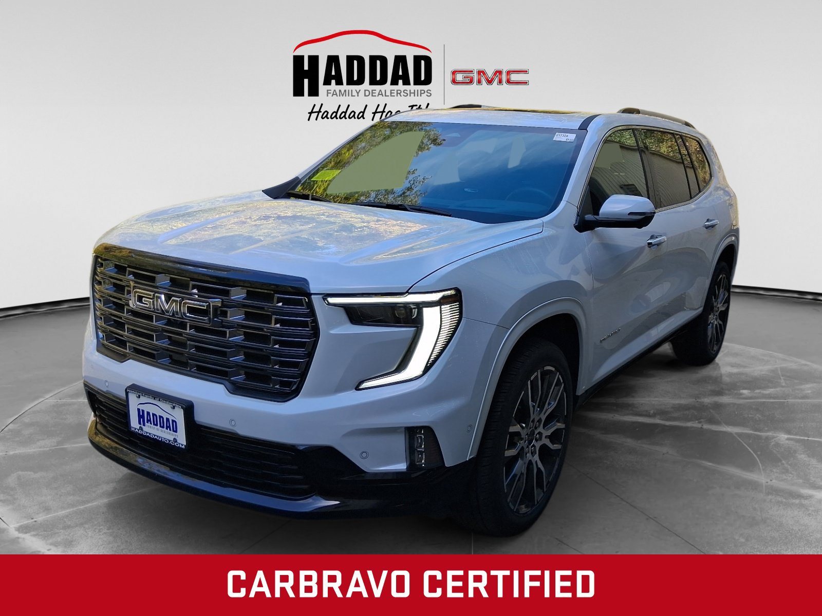 Certified 2026 GMC Acadia Denali Ultimate AWD/4WD image 1