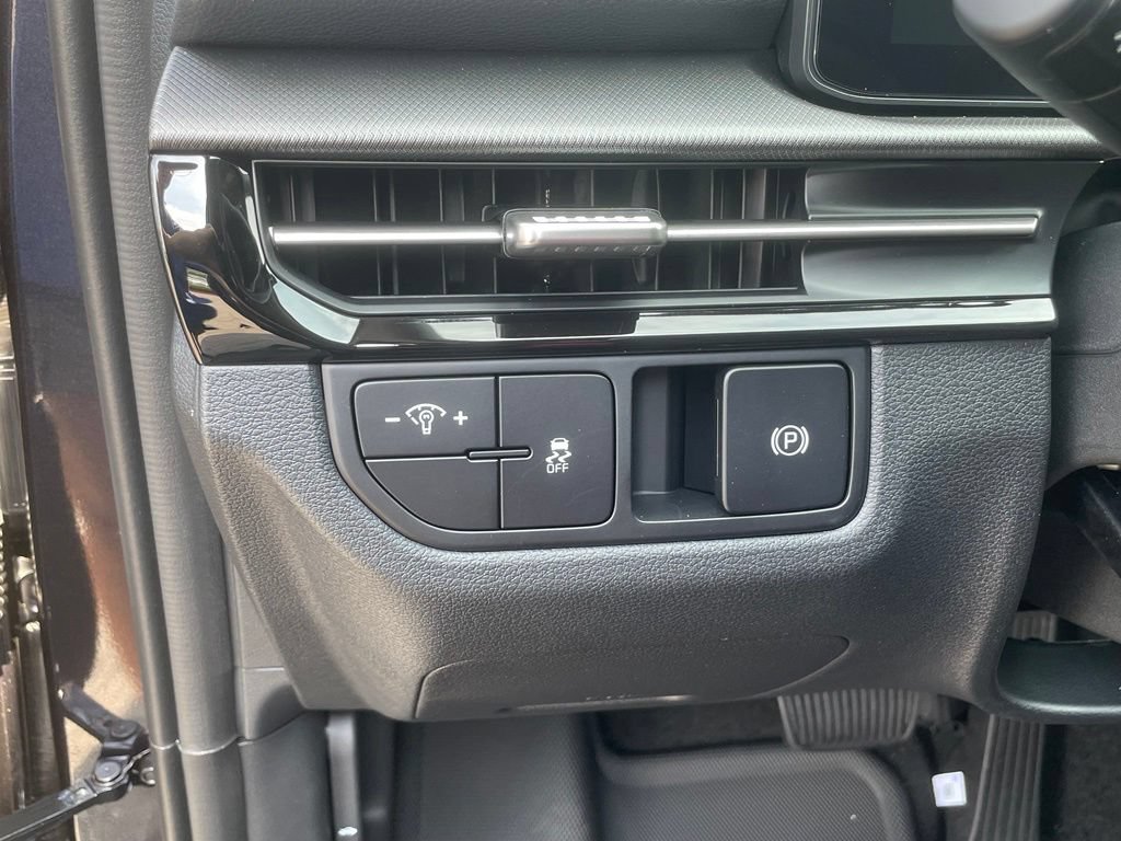 New 2026 Kia Sportage LX w/ LX Convenience Package FWD image 13