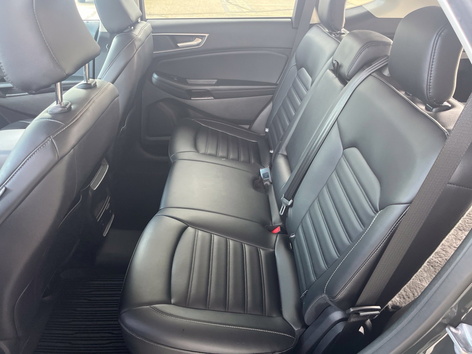 Certified 2024 Ford Edge SEL w/ Convenience Package AWD/4WD image 11