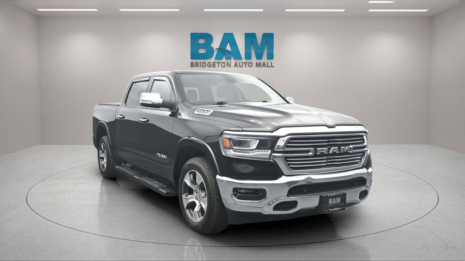 Used 2019 RAM 1500 Laramie image 1