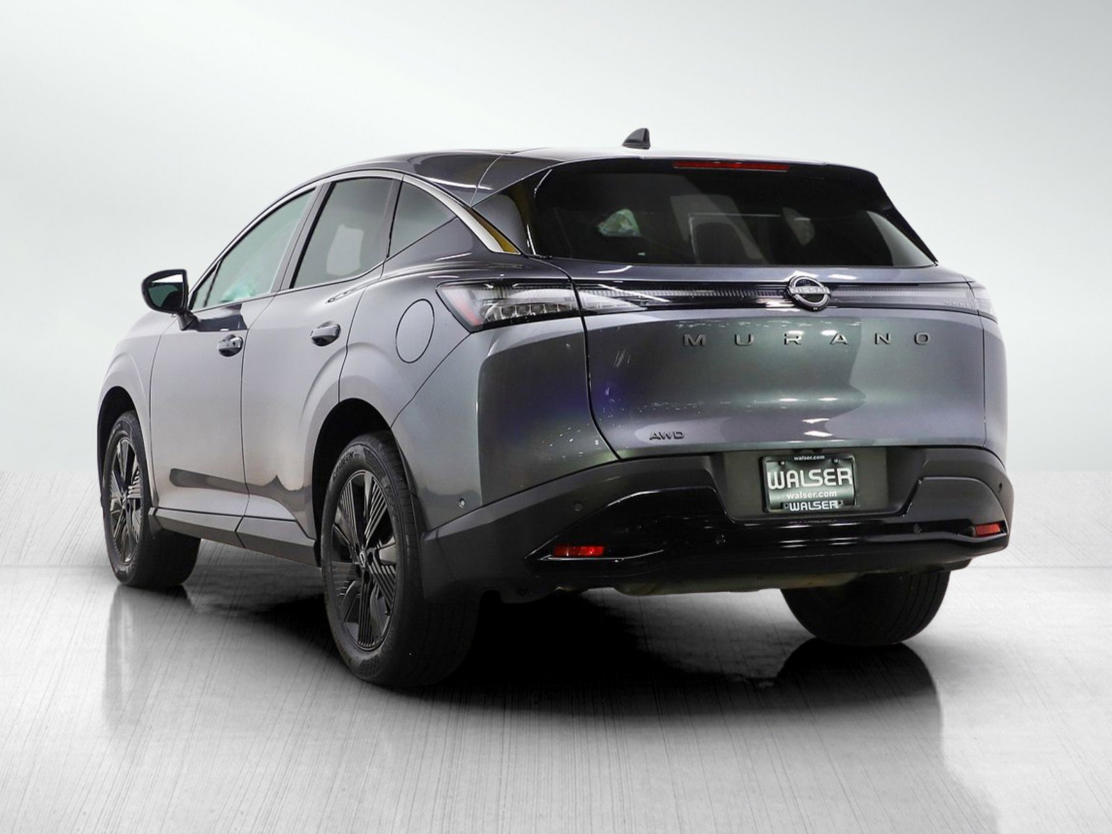 Used 2025 Nissan Murano SV AWD/4WD image 3