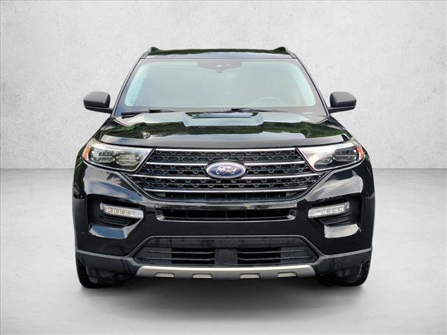 Used 2021 Ford Explorer XLT w/ Equipment Group 202A RWD image 2