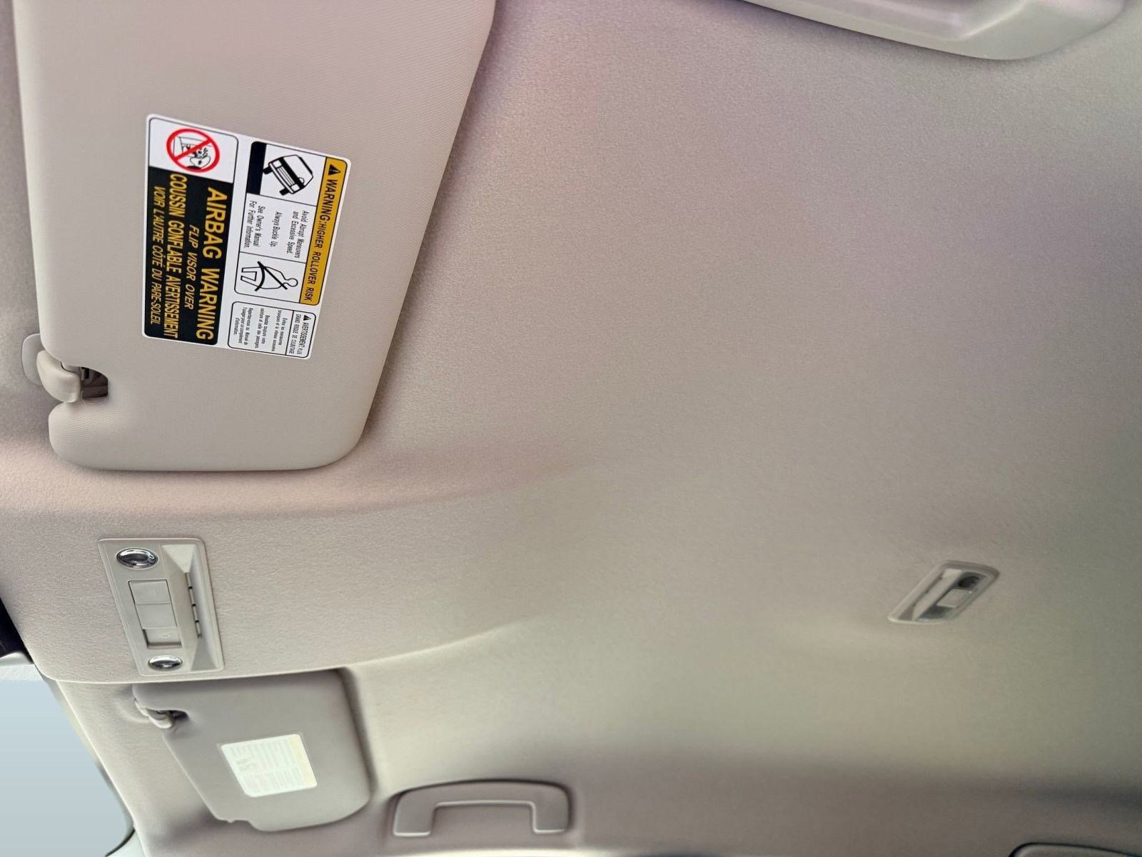 New 2026 Nissan Kicks SV w/ Charging Package image 18