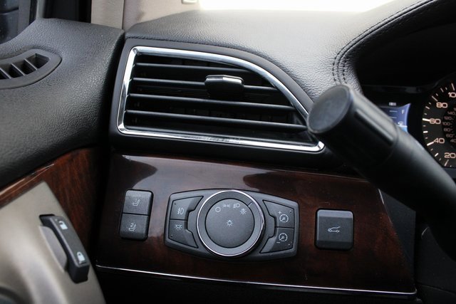Used 2012 Lincoln MKX AWD image 10