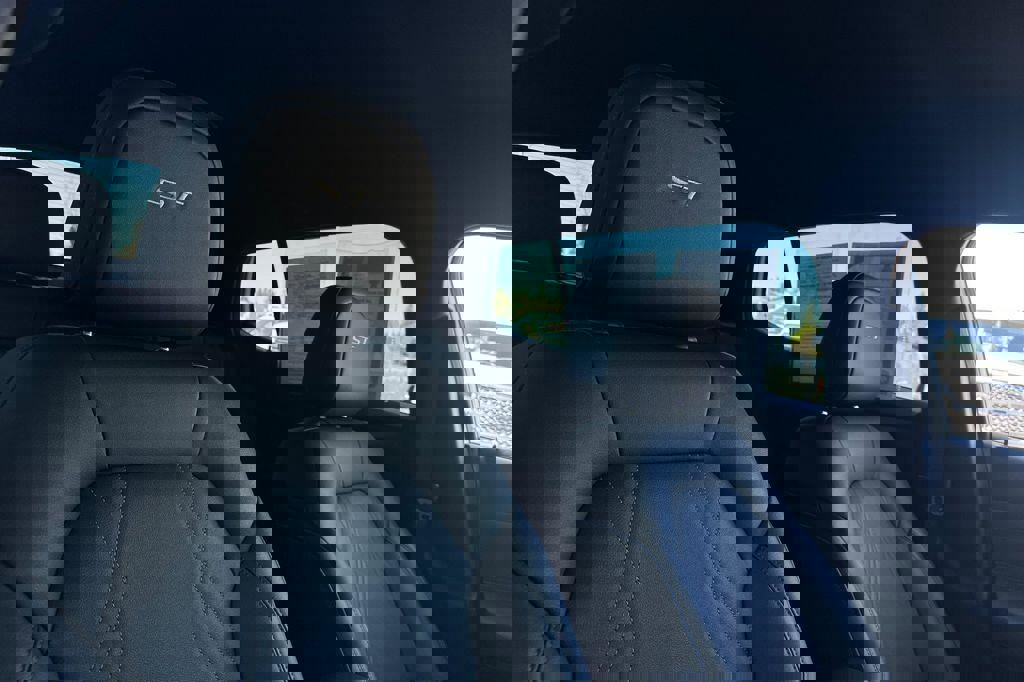 Used 2025 Buick Envista Sport Touring w/ Convenience II Package image 16