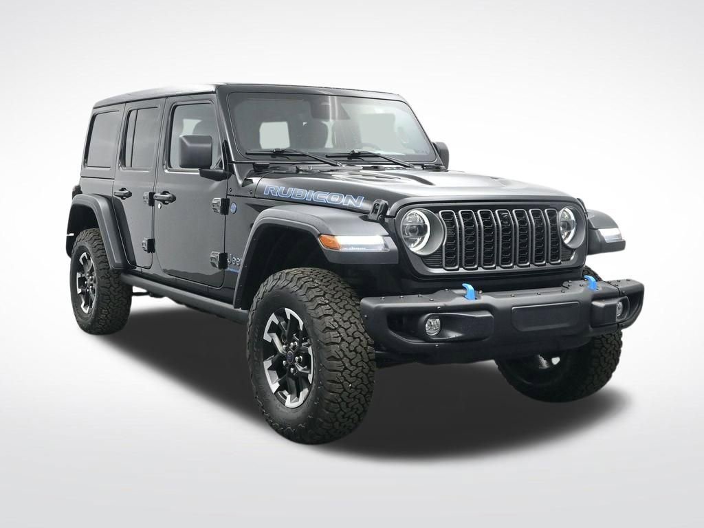 Used 2025 Jeep Wrangler Unlimited Rubicon 4xe w/ Steel Bumper Group AWD/4WD image 3