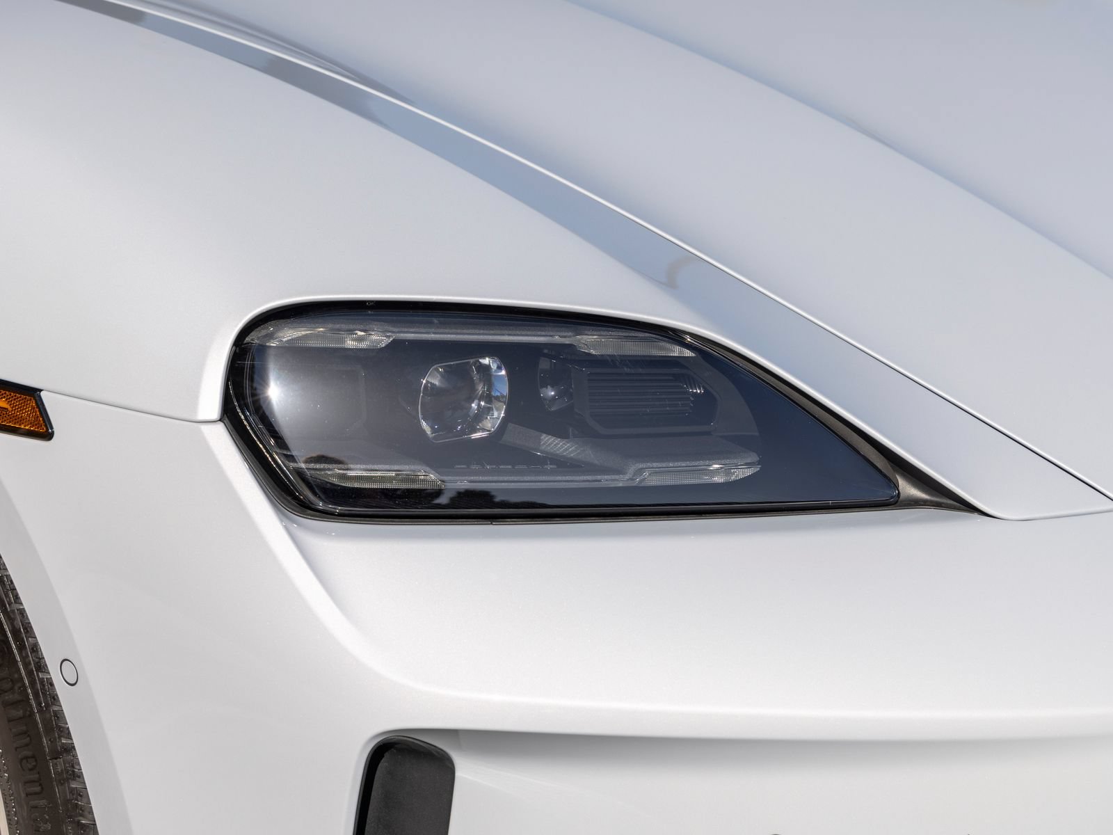 New 2026 Porsche Taycan AWD/4WD image 15