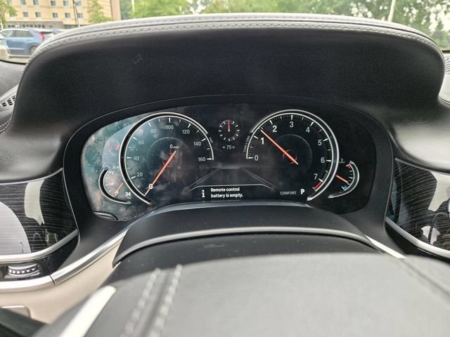 Used 2018 BMW 750i xDrive AWD/4WD image 18