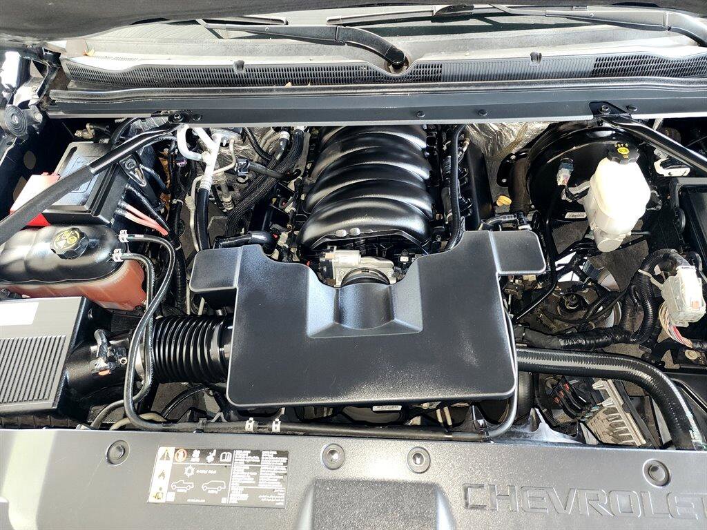 Used 2017 Chevrolet Tahoe Premier image 16