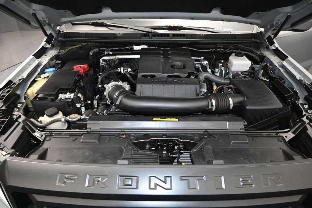 Used 2023 Nissan Frontier PRO-4X w/ Tow Package AWD/4WD image 25