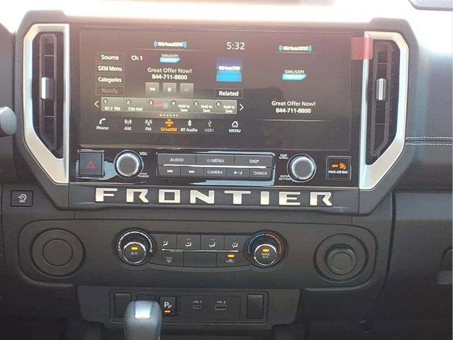 Certified 2025 Nissan Frontier SV image 13