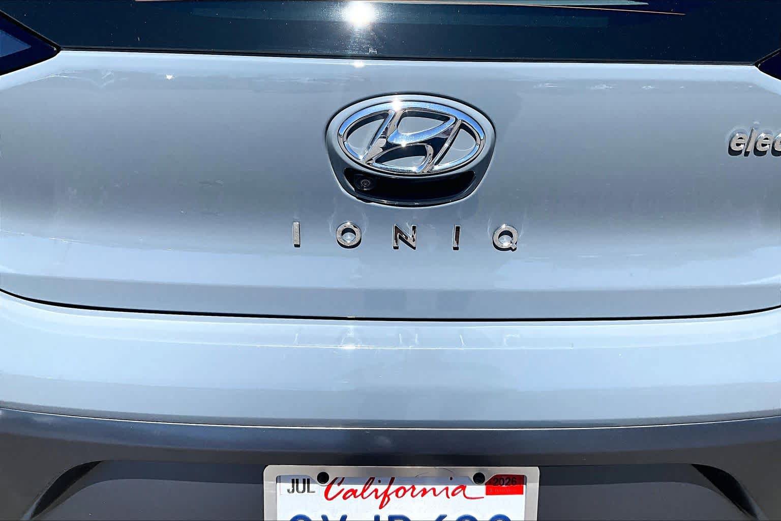 Used 2021 Hyundai Ioniq Limited FWD image 9