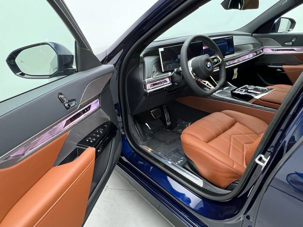 New 2026 BMW 740i w/ Executive Package image 22
