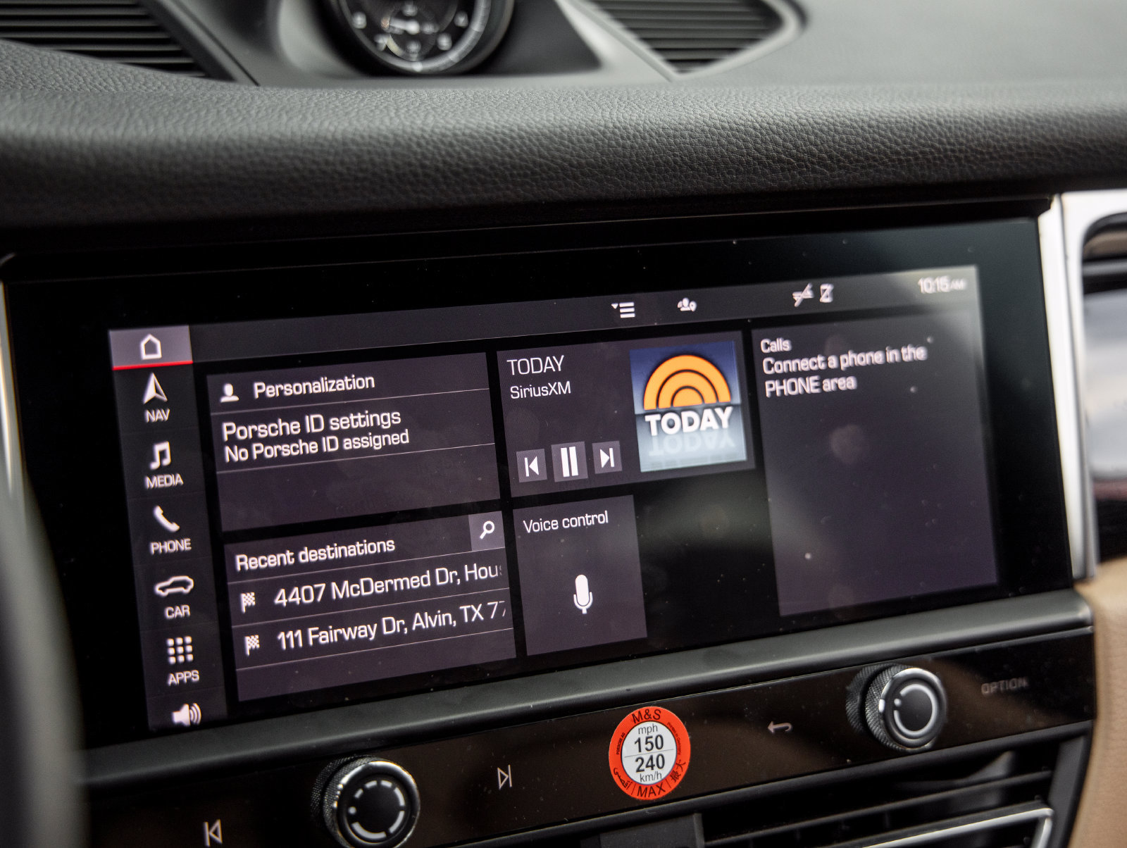 Used 2024 Porsche Macan AWD/4WD image 30