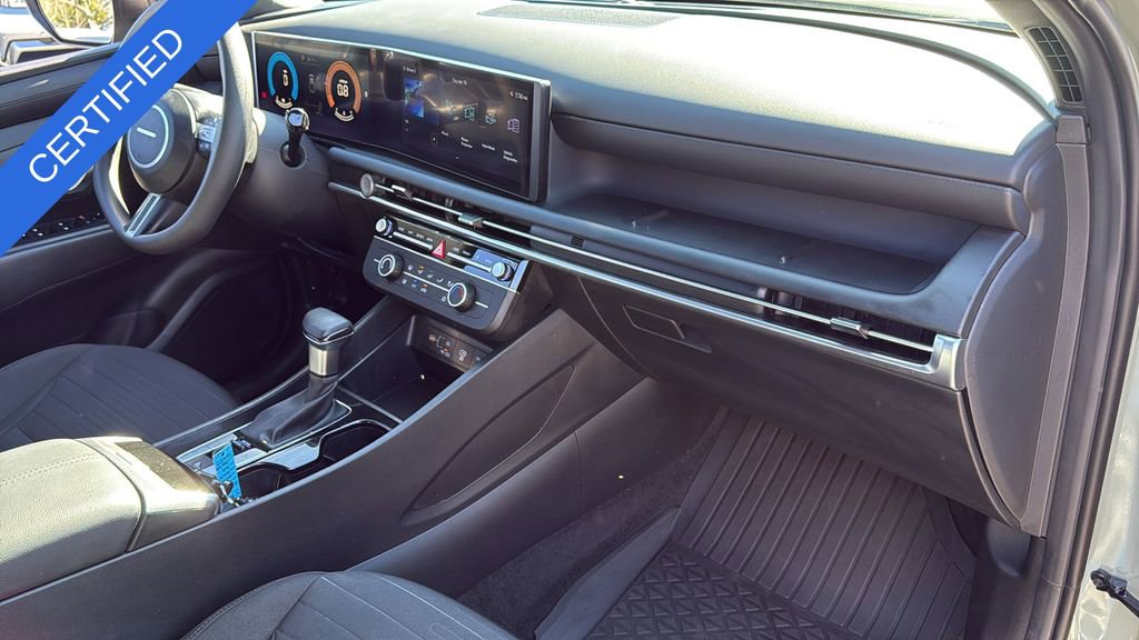 Used 2025 Hyundai Santa Cruz SE image 33