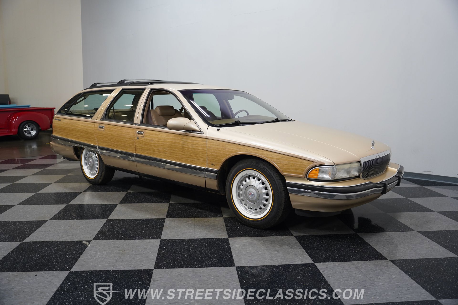 Used 1996 Buick Roadmaster Estate RWD image 17