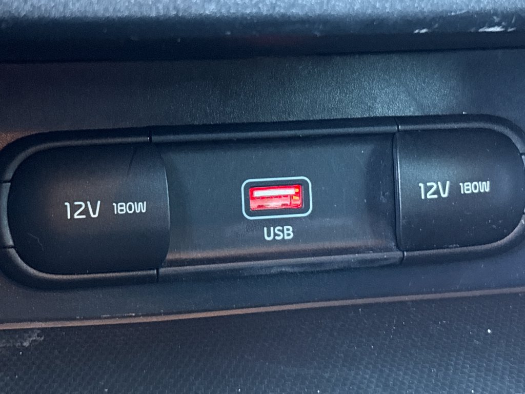 Used 2022 Kia Forte LXS FWD image 10