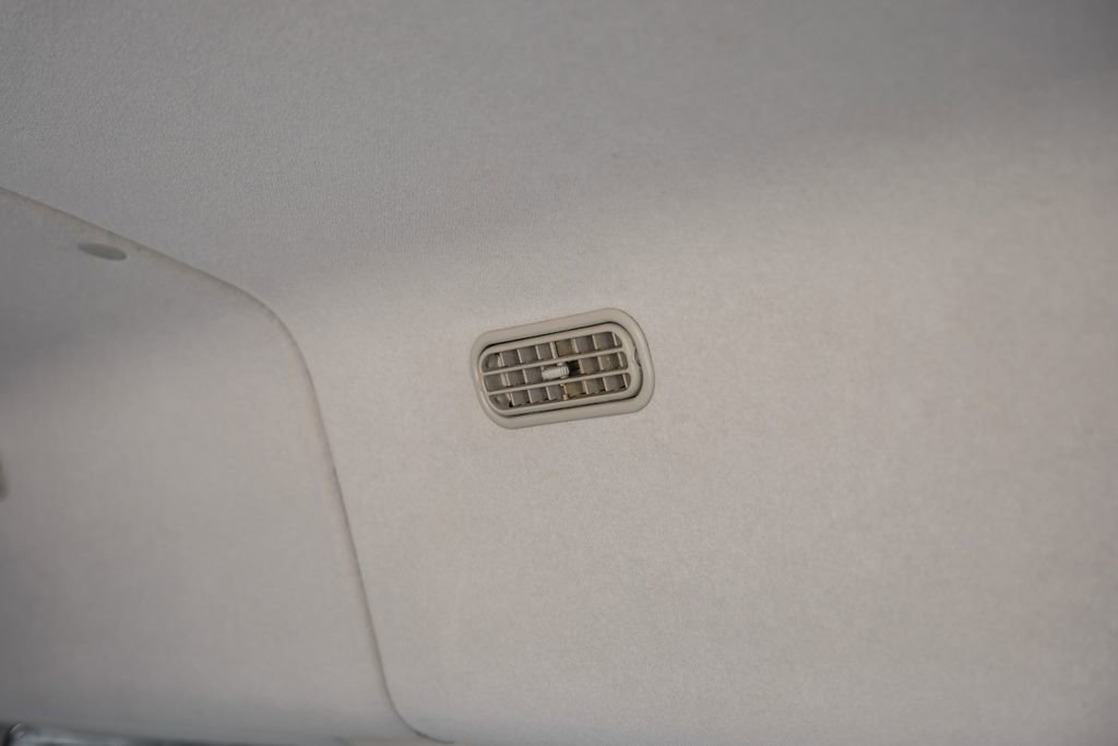 Used 2017 Ford Transit 350 XL image 35