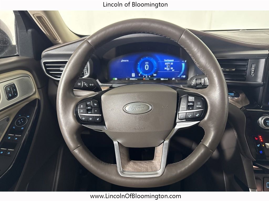 Used 2022 Ford Explorer Platinum w/ Equipment Group 601A image 30