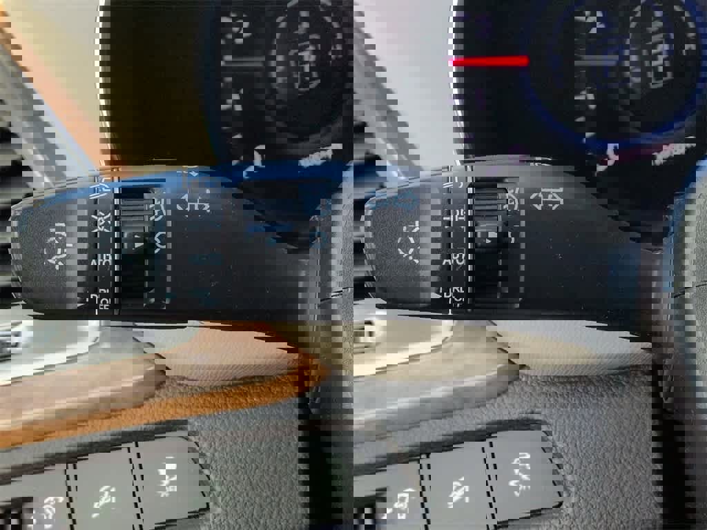 Used 2015 Hyundai Santa Fe GLS w/ Option Group 02 image 27