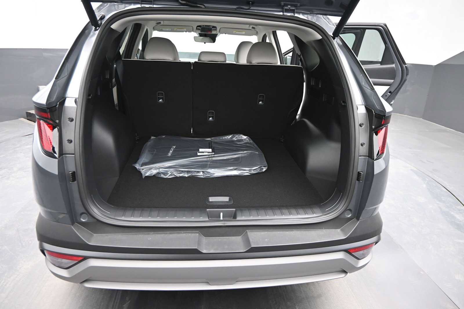 New 2026 Hyundai Tucson SEL Plus AWD/4WD image 13