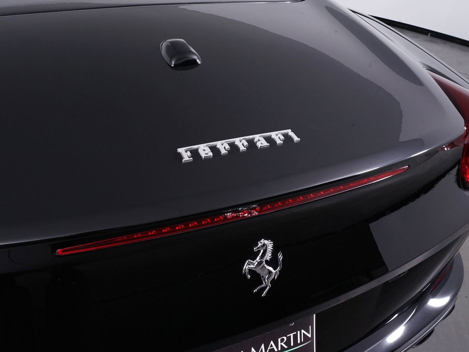 Used 2016 Ferrari California T image 22