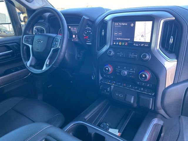 Used 2022 Chevrolet Silverado 2500 LTZ w/ LTZ Plus Package image 28