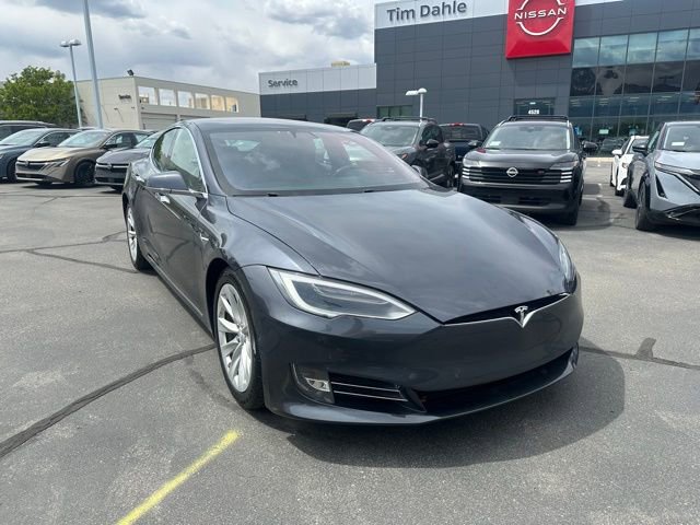 Used 2017 Tesla Model S 75D AWD/4WD image 2